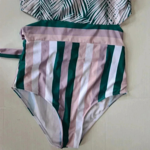 Pair of Bathing Suits - Picture 7 of 13